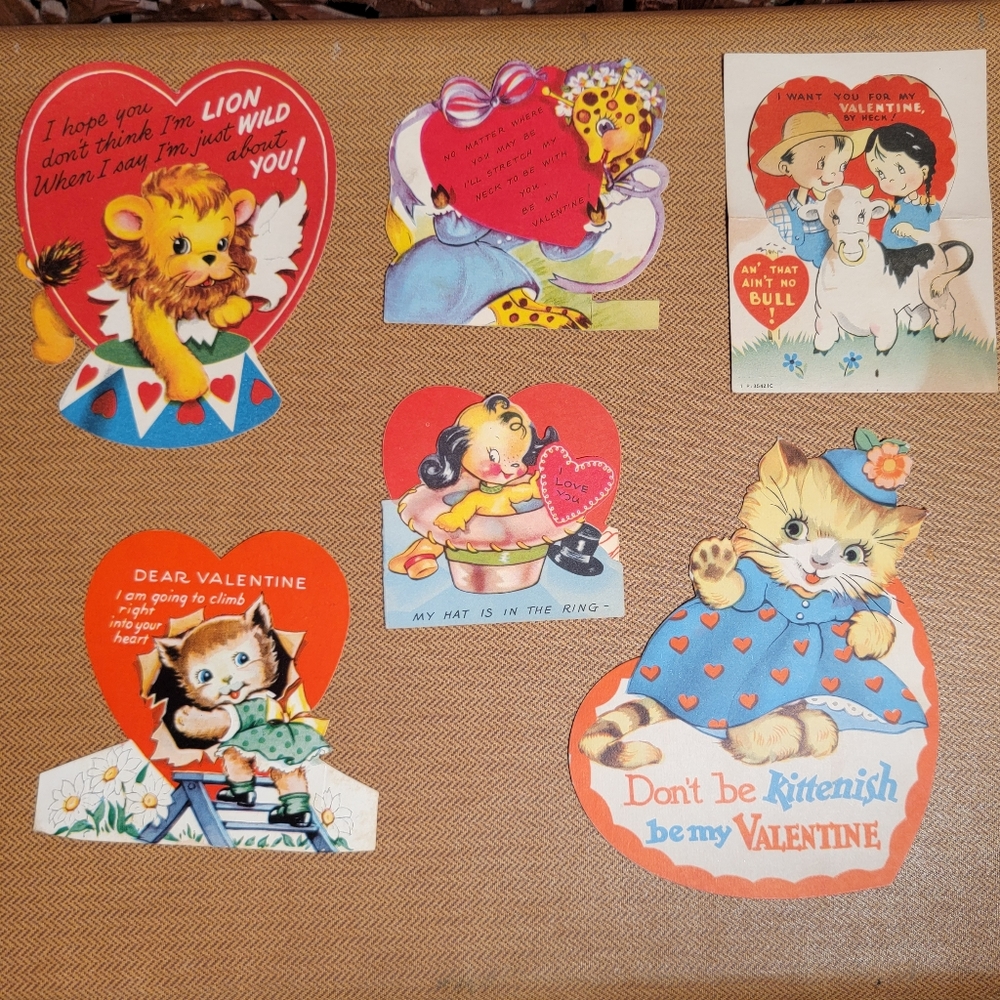 Vintage Set of 6 Vintage Anthropomorphic and Animal Valentines